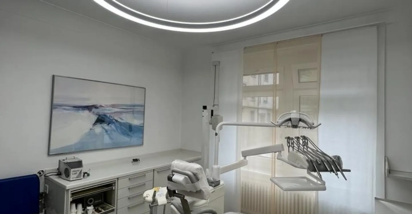 Established Dental Practice in Zurich Seefeld - Ready for Operation - Photo 3 of 4