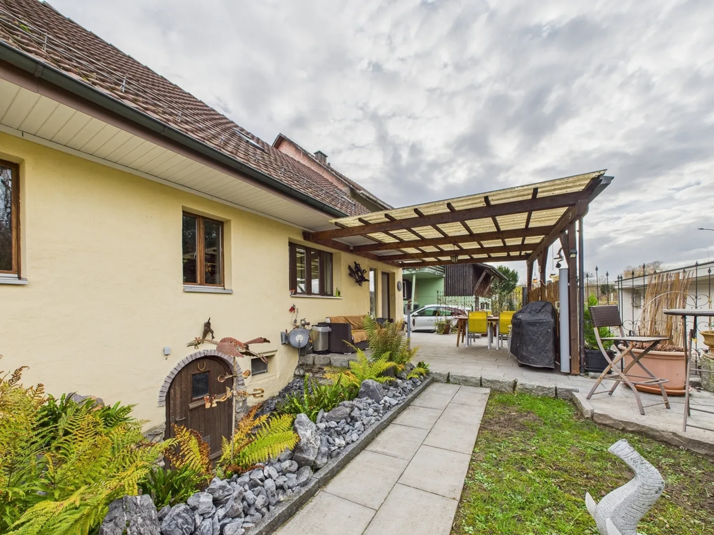 Ampia casa unifamiliare con giardino a Coblenza - Foto 11 di 12