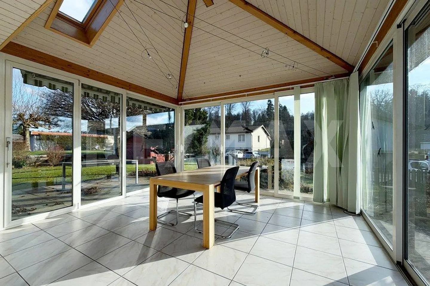 Espace pour des idées et une qualité de vie - Maison individuelle à Niederlenz - Photo 3 sur 13