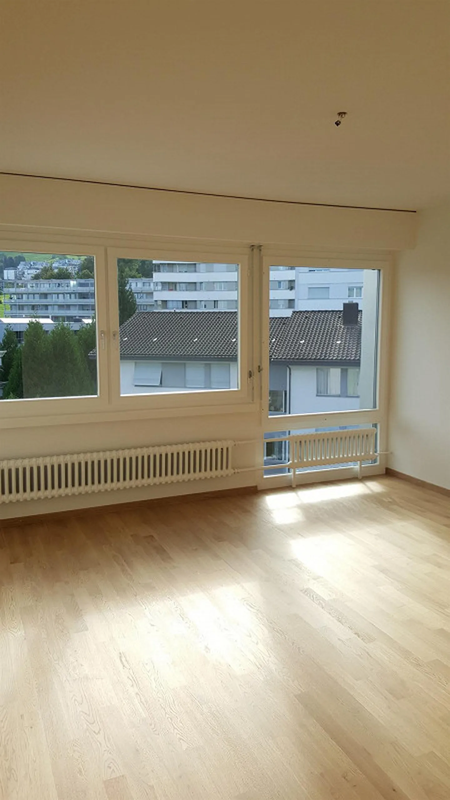 Appartement moderne de 2,5 pièces dans le quartier Loreto - Photo 6 sur 7