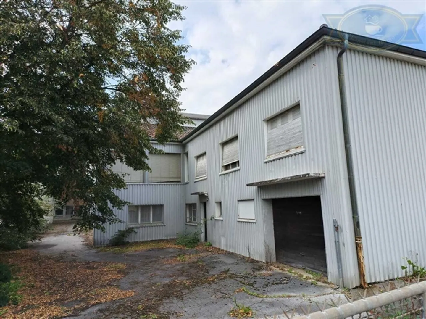 Ancienne usine désaffectée à rénover - Photo 6 sur 15