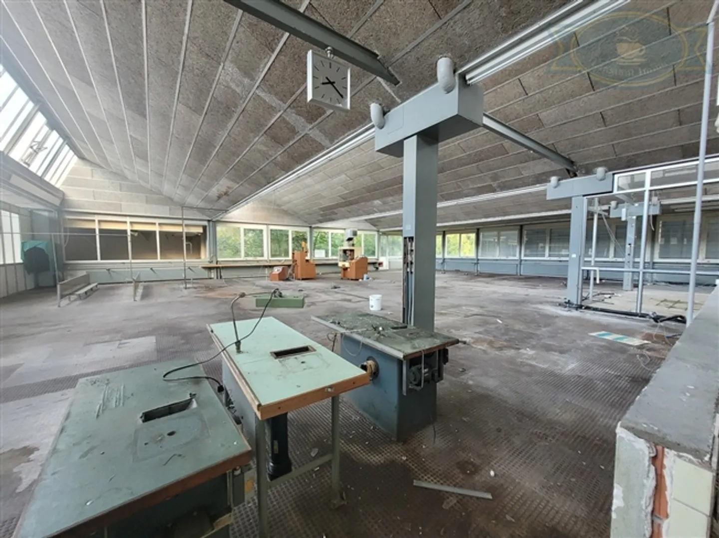 Ancienne usine désaffectée à rénover - Photo 10 sur 15