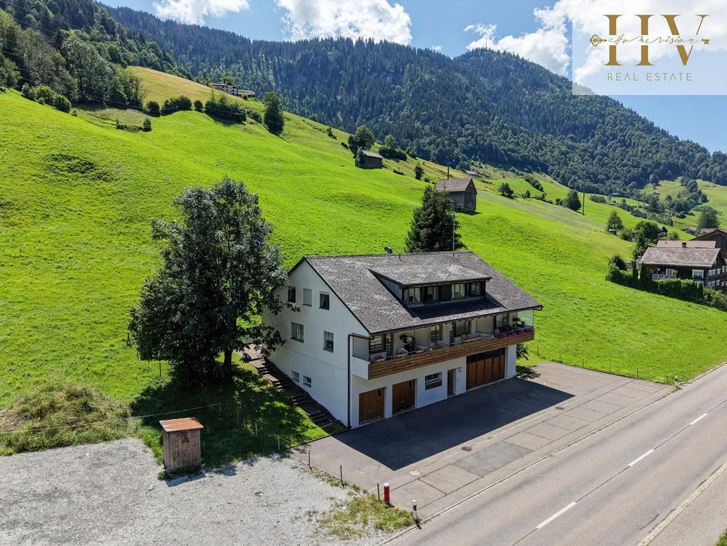 Attractive Yield Property – Fully Rented & with Development Potential - Photo 4 of 13