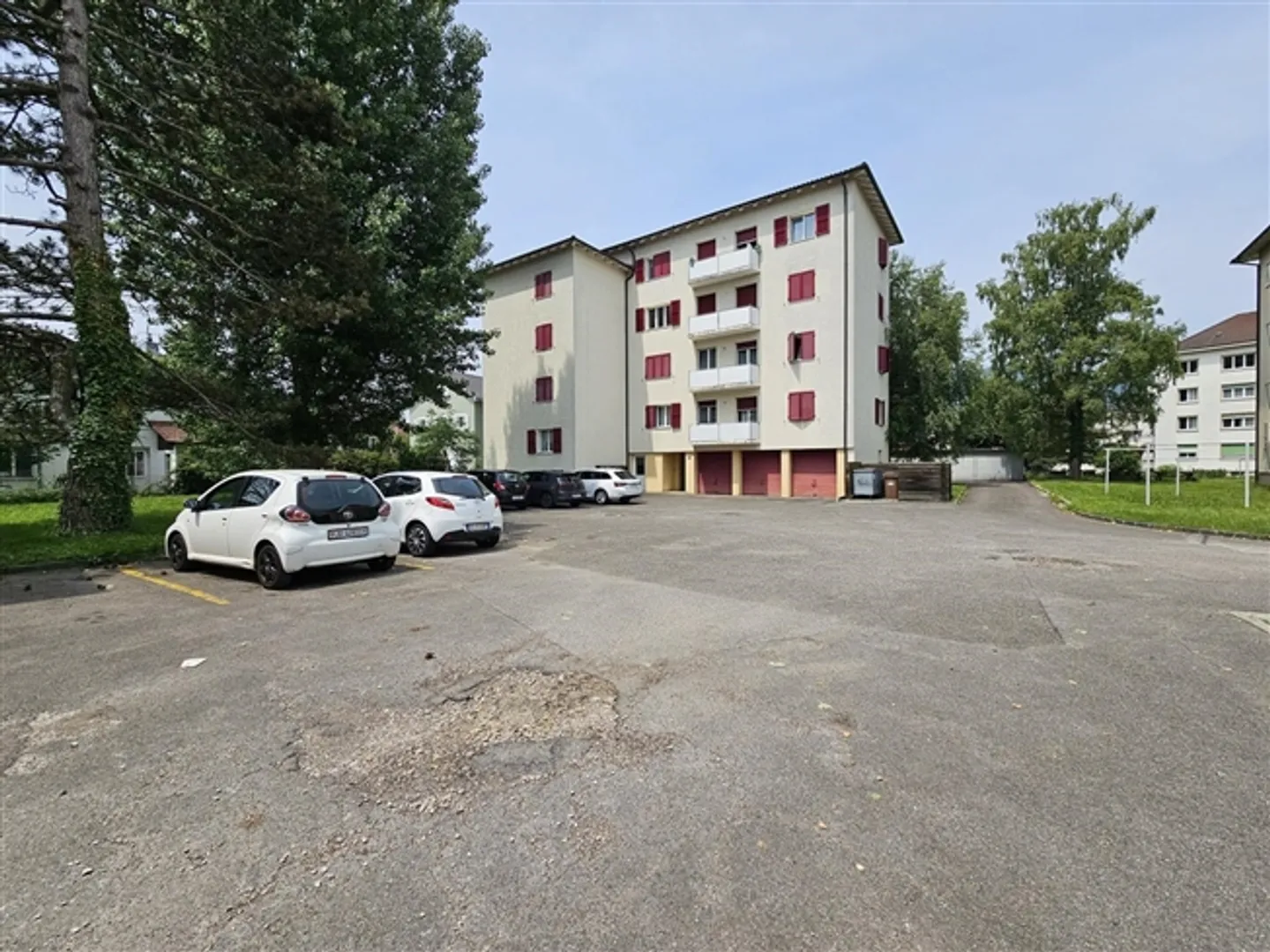 Stupendo appartamento luminoso di 3 stanze con vista libera in un quartiere ricercato - Foto 1 di 9