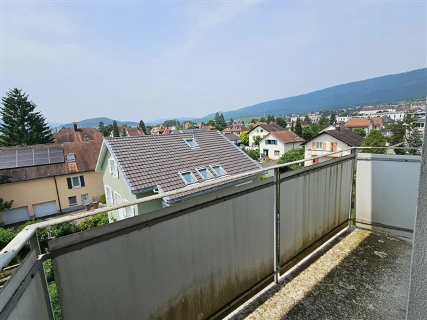 Stupendo appartamento luminoso di 3 stanze con vista libera in un quartiere ricercato - Foto 7 di 9