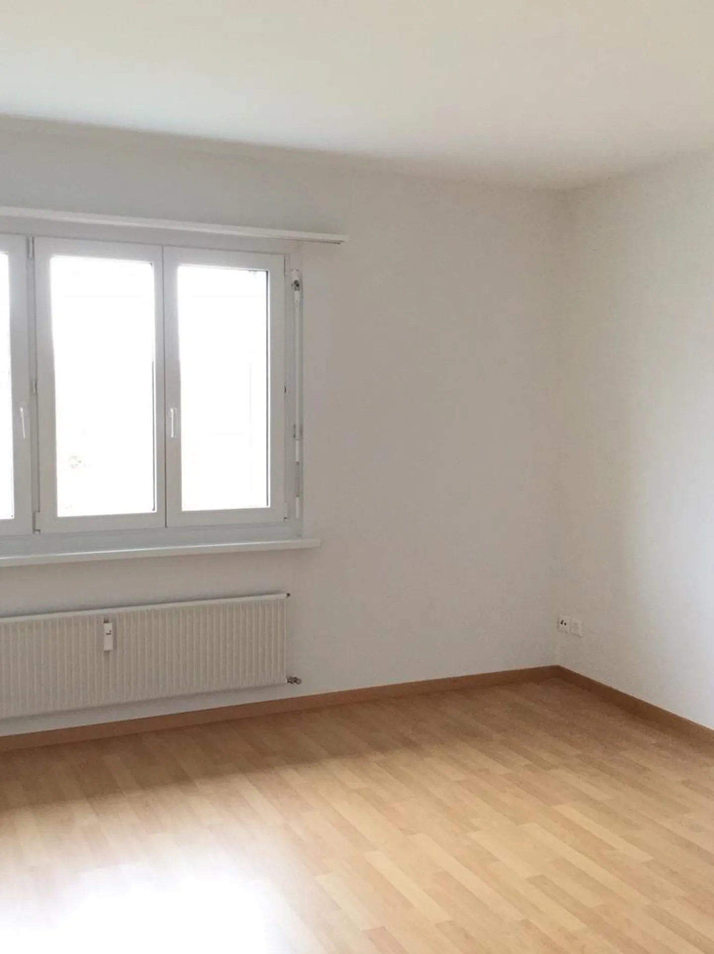 Grosszügige Wohnung mit Balkon - Foto 5 von 8
