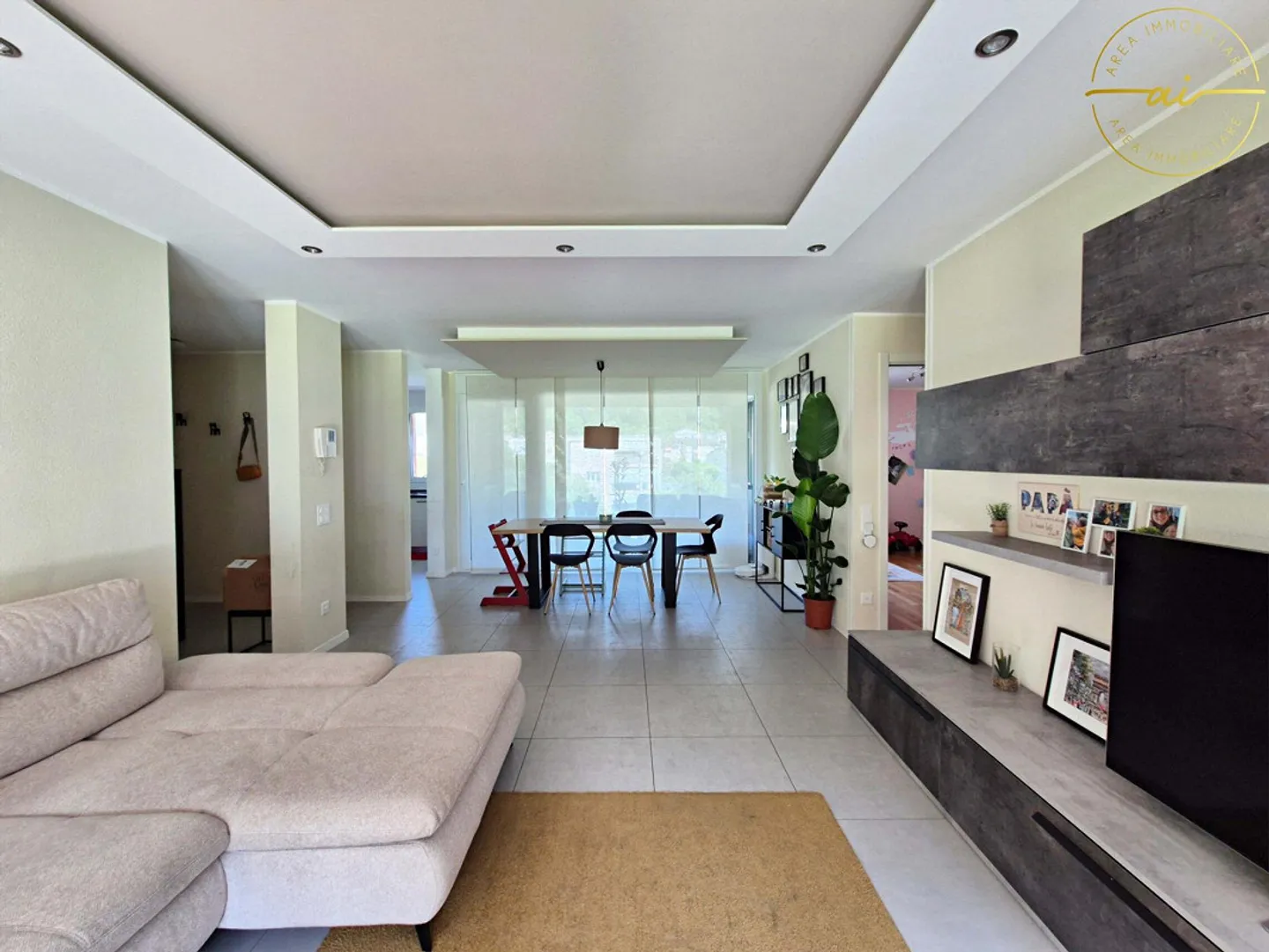 Modernes Apartment mit Terrassen - Foto 6 von 13