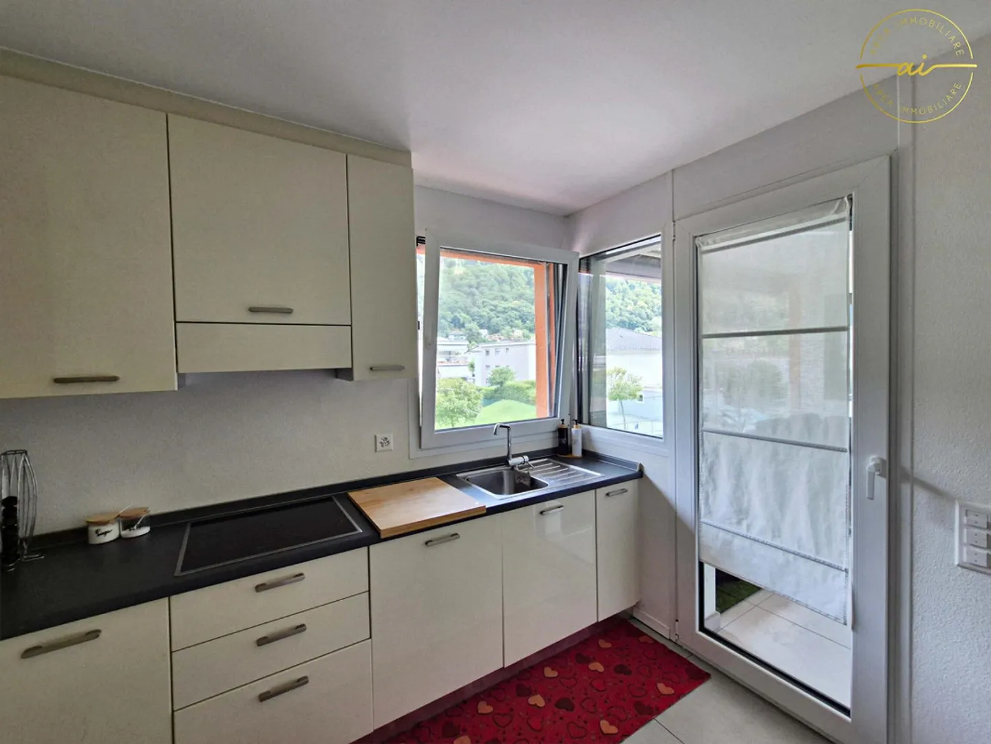 Modernes Apartment mit Terrassen - Foto 8 von 13