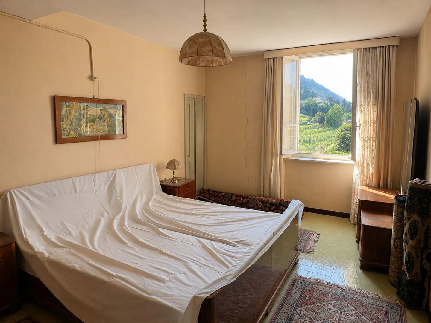 Characteristic property in rural area for renovation, consisting of 2/3 apartments - Photo 8 of 19