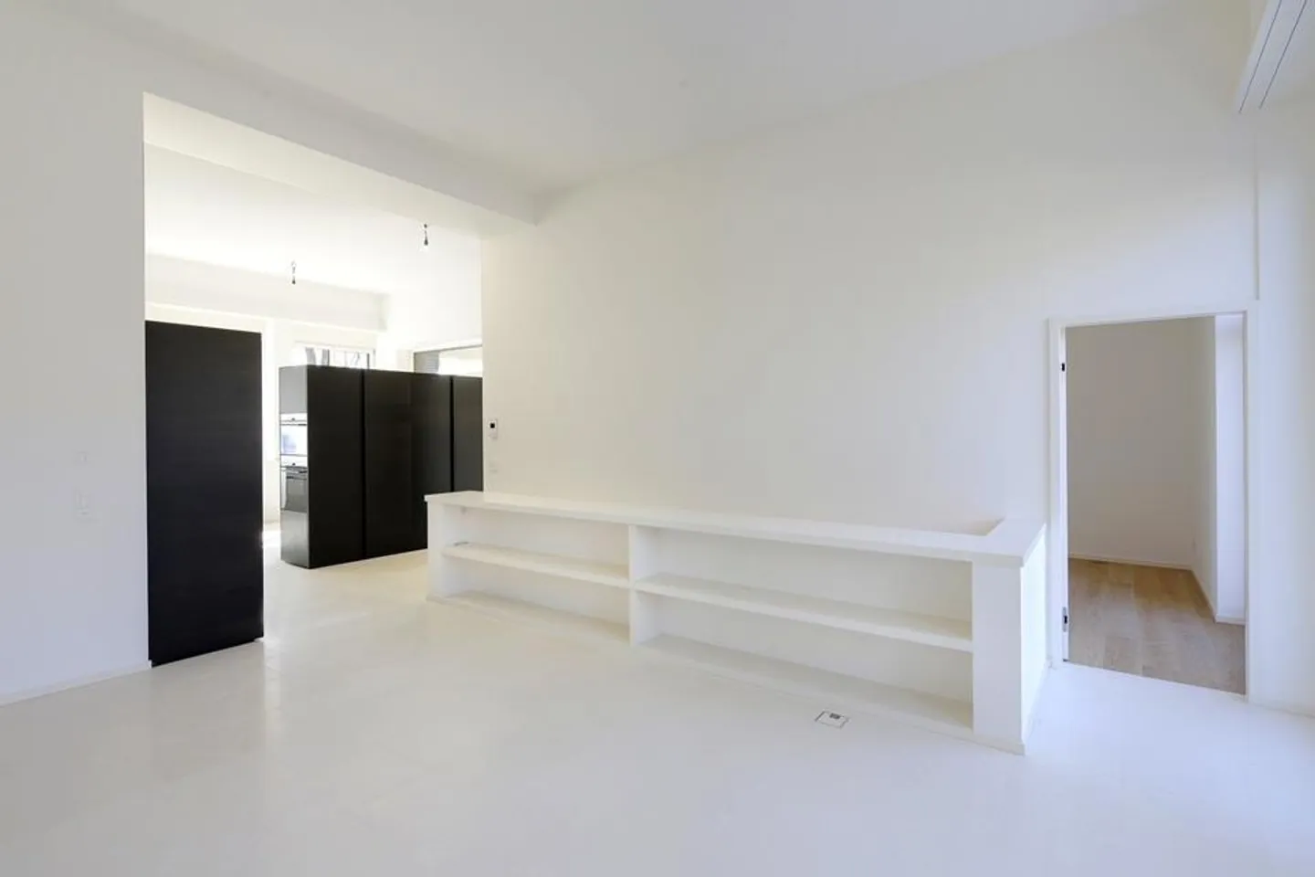 Luminoso appartamento duplex di 3,5 locali con ingresso privato - Foto 3 di 8