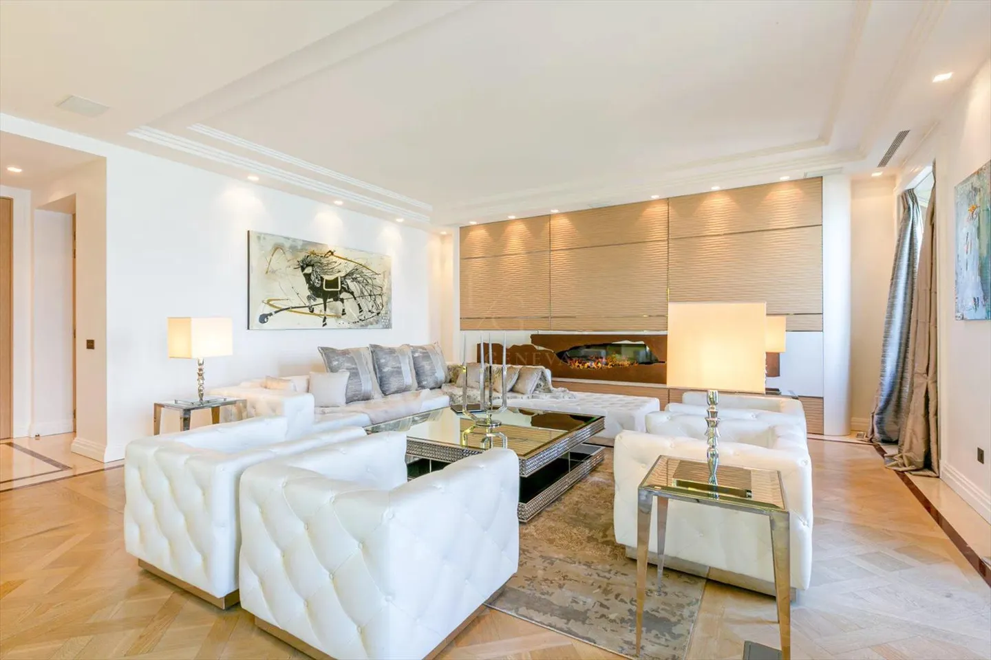 Magnificent apartment with a view of the lake and the Jet d'eau - Photo 4 of 13