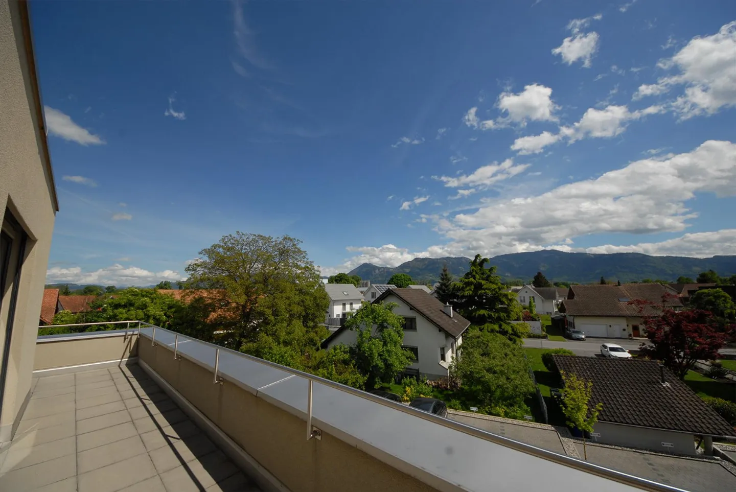 Appartement penthouse moderne avec grande terrasse sur le toit - Photo 8 sur 10