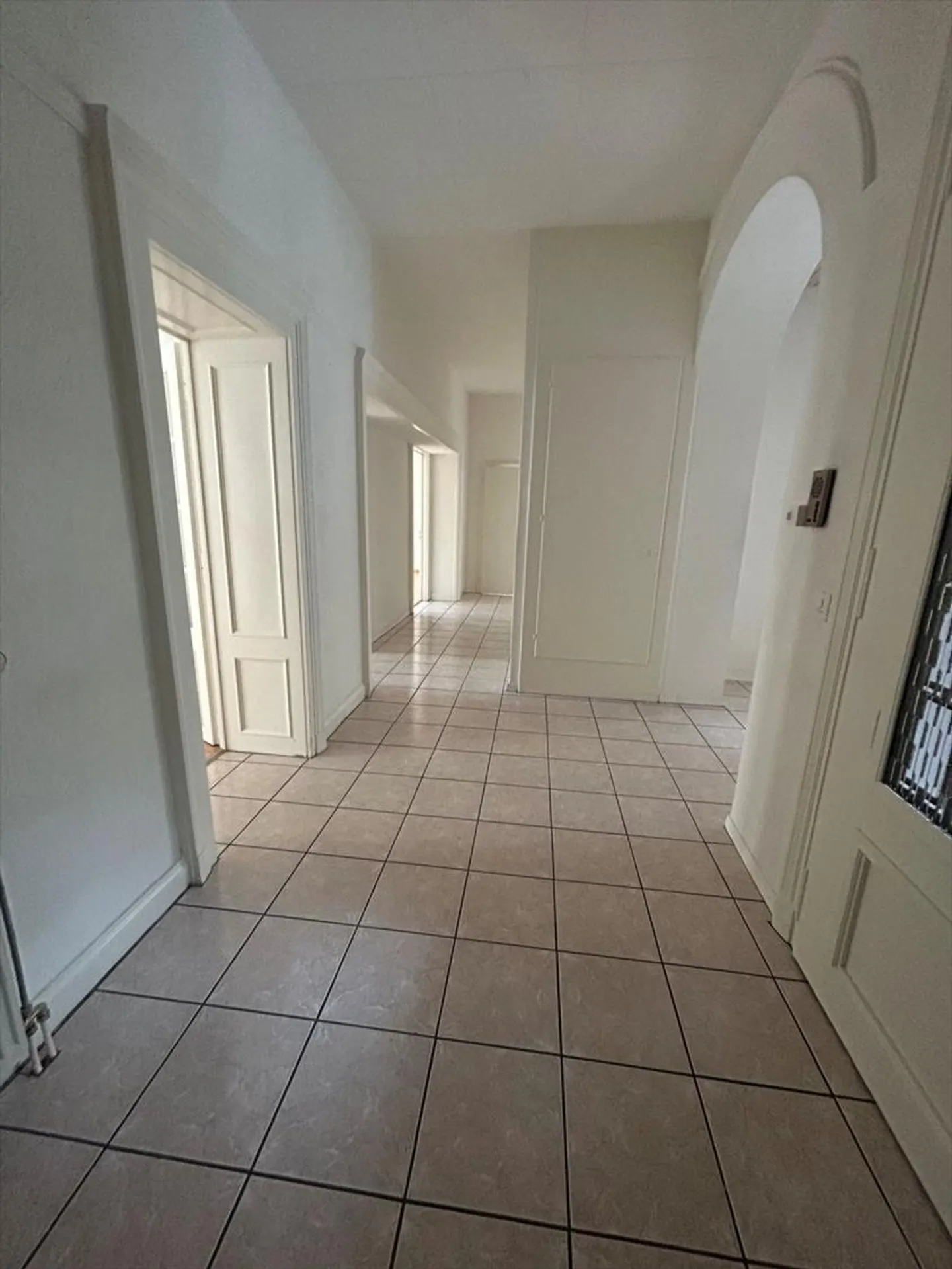 Bellissimo appartamento di 5,5 locali - Foto 1 di 7