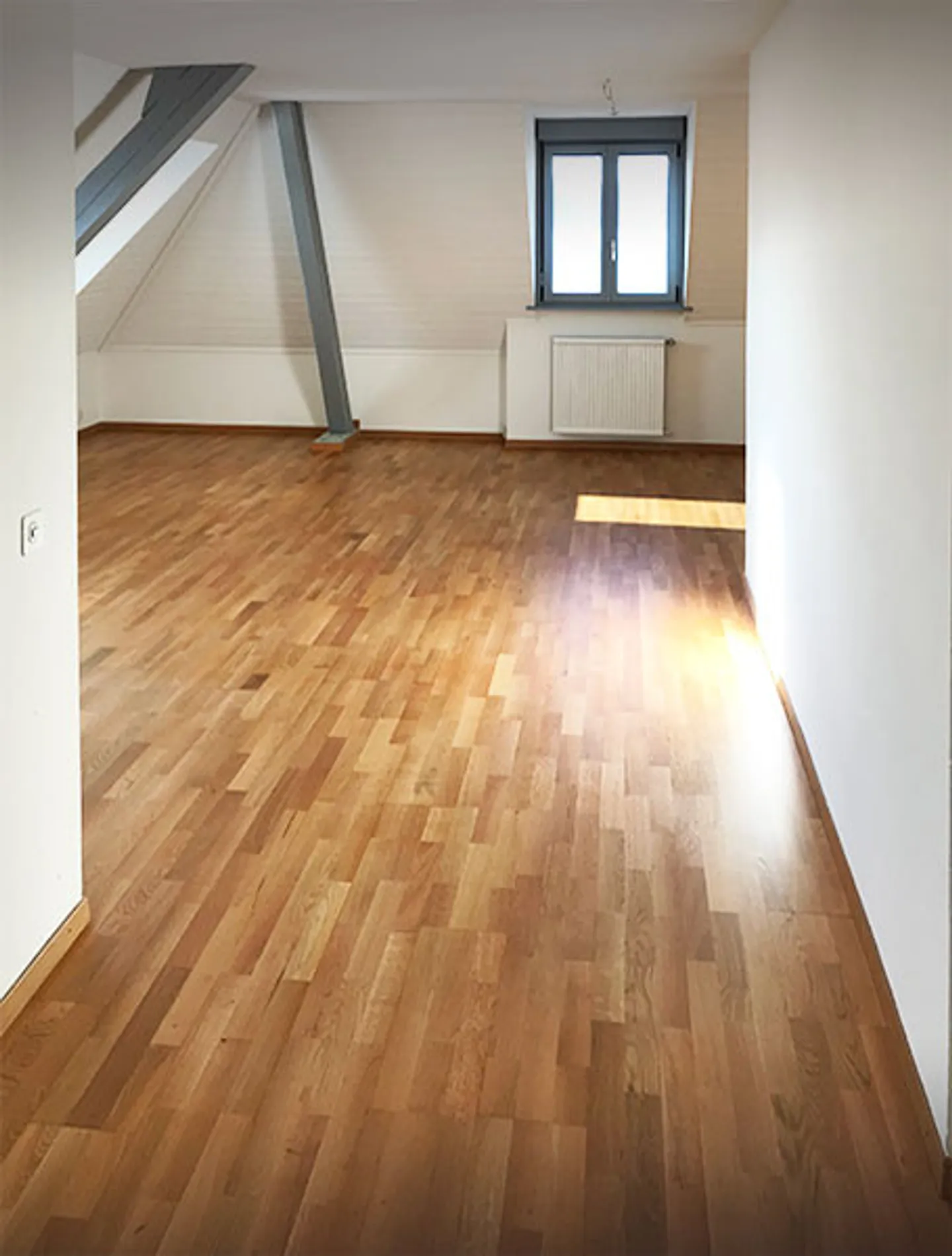 Pully - 2.5 Room Apartment - Photo 7 of 7