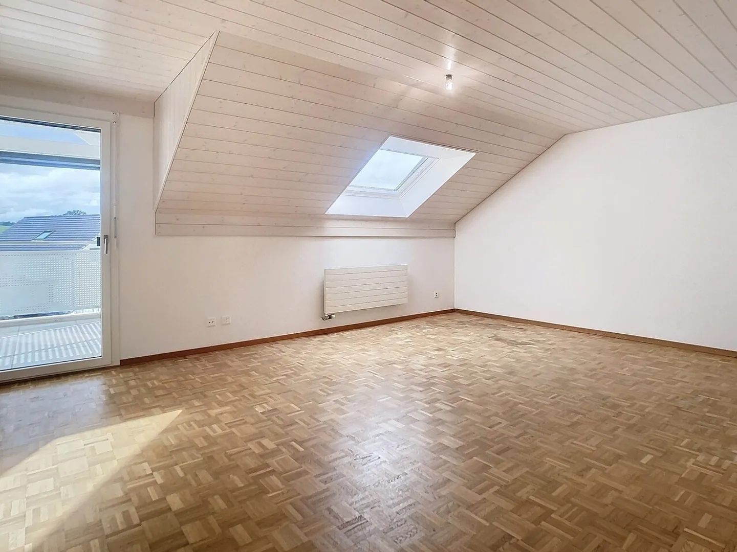 BEL APPARTEMENT DE 3,5 PIÈCES ! - Photo 2 sur 10