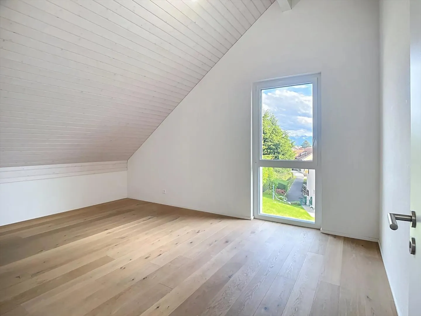 3.5 Room Apartment - Photo 9 of 11