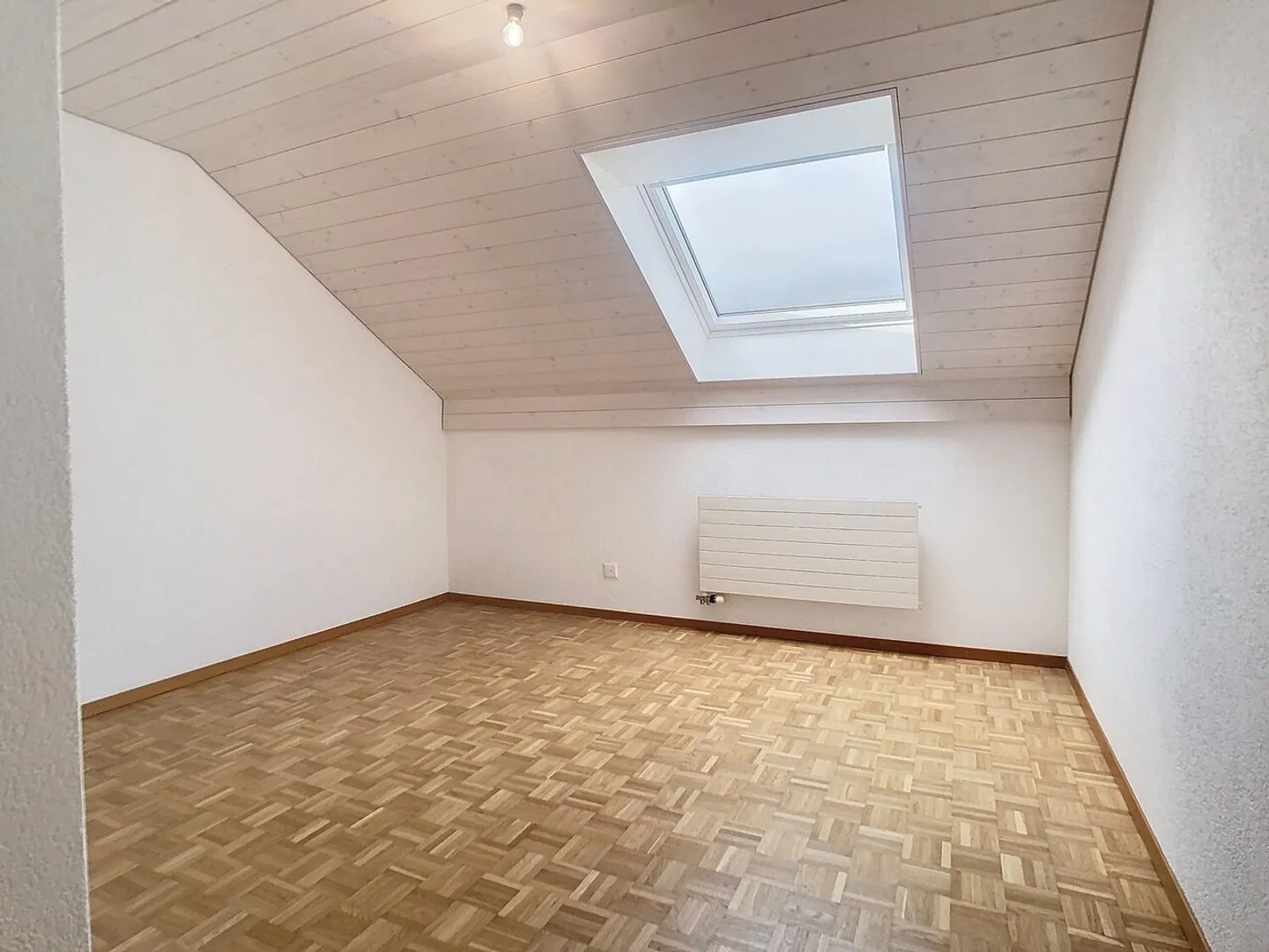 BEL APPARTEMENT DE 3,5 PIÈCES ! - Photo 7 sur 10