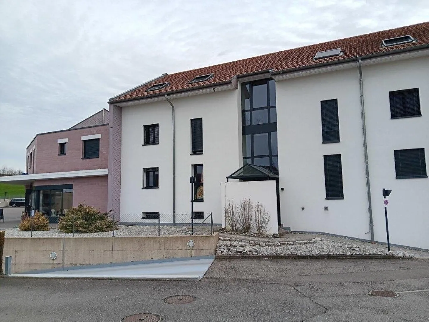 BEL APPARTEMENT DE 3,5 PIÈCES ! - Photo 8 sur 10