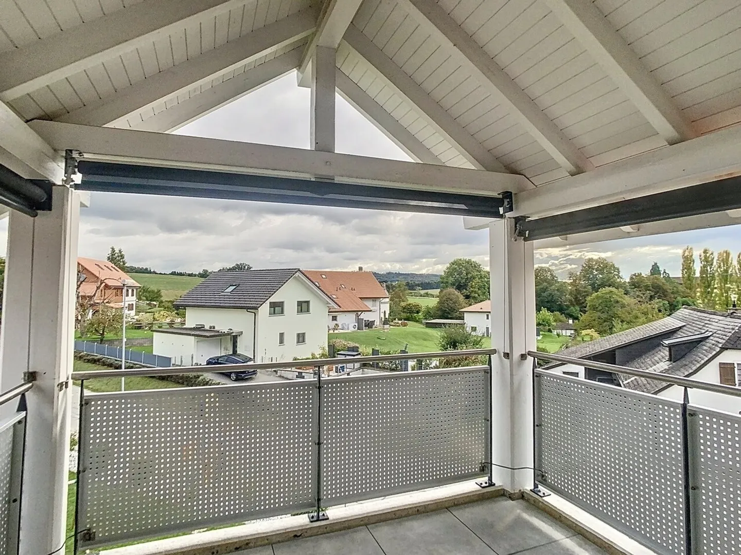 BEL APPARTEMENT DE 3,5 PIÈCES ! - Photo 4 sur 10