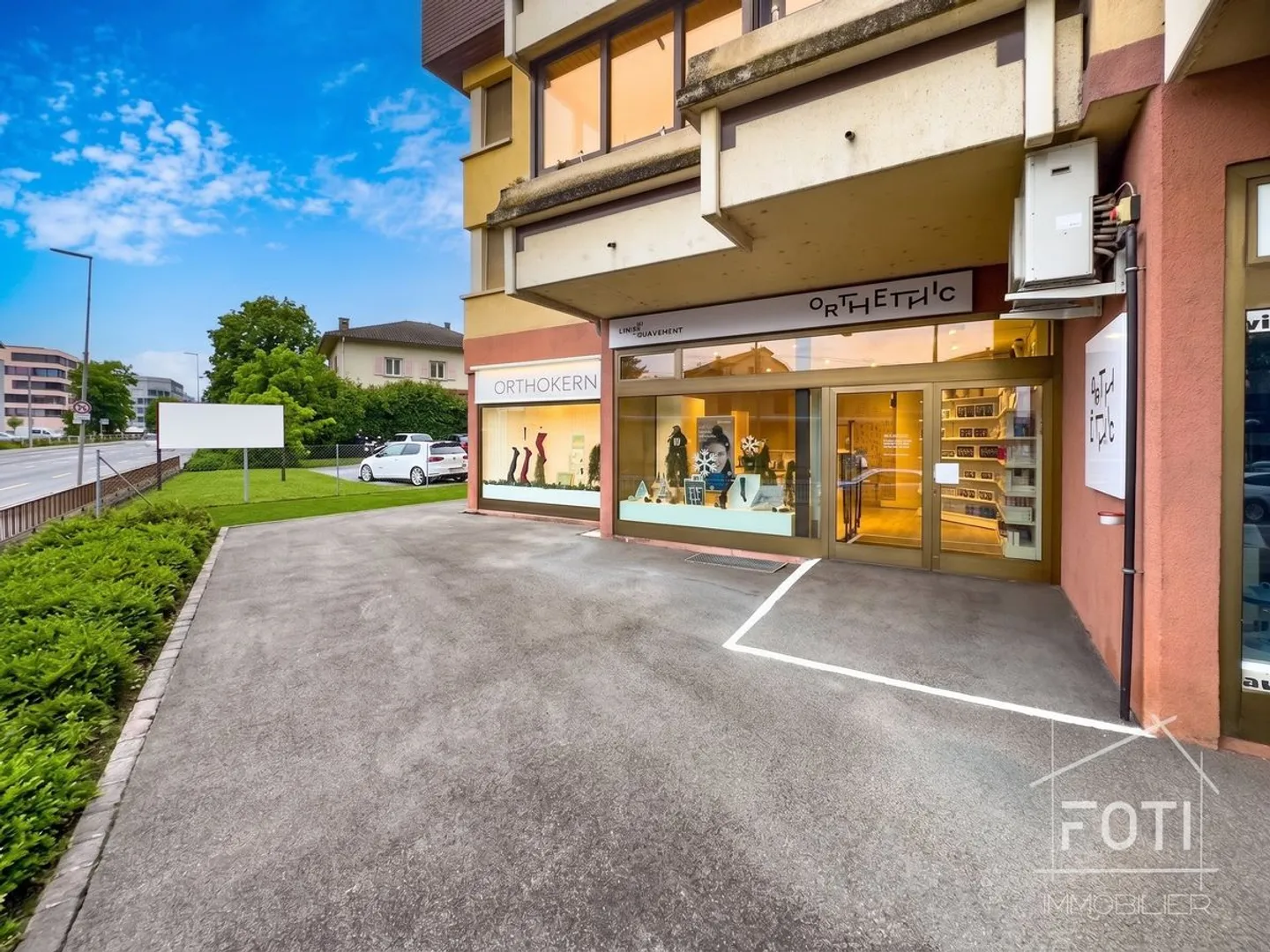 Espace Commercial avec Rendement Stable - Photo 1 sur 12