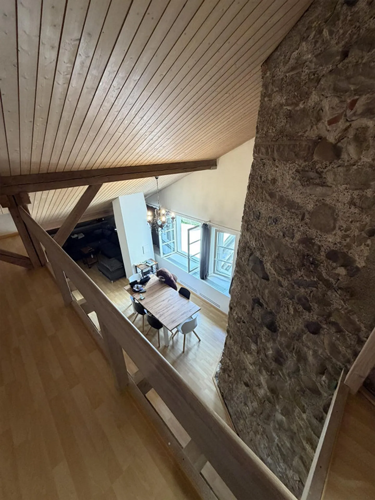 Living in a historic castle - Photo 8 of 10