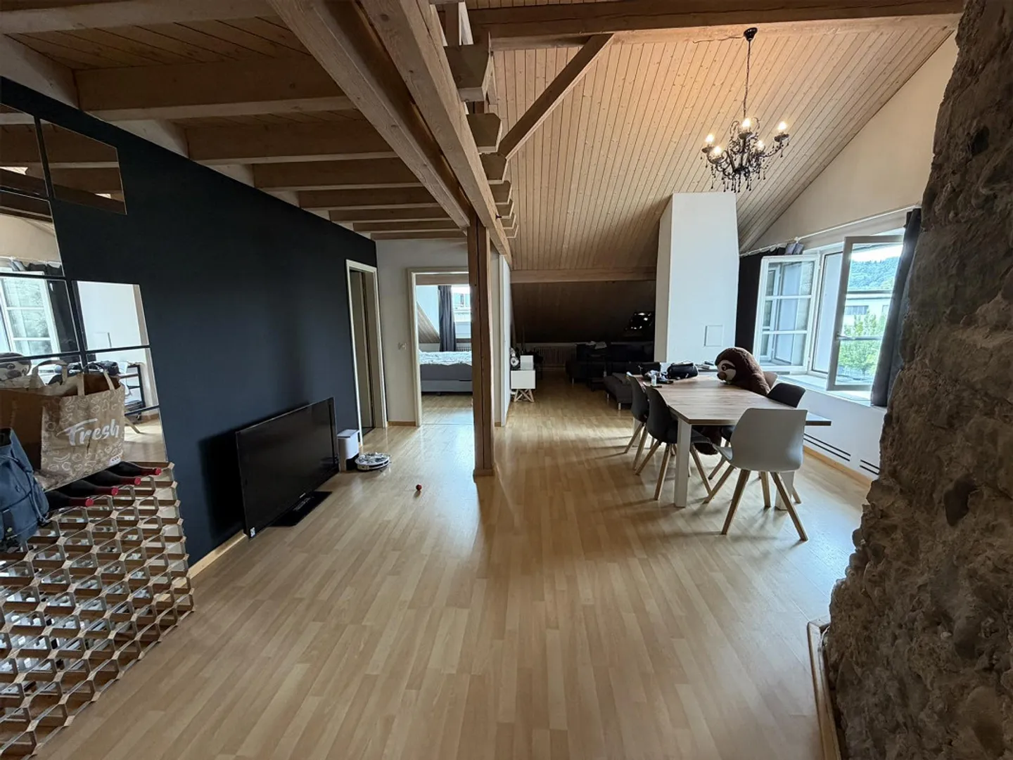 Living in a historic castle - Photo 2 of 10