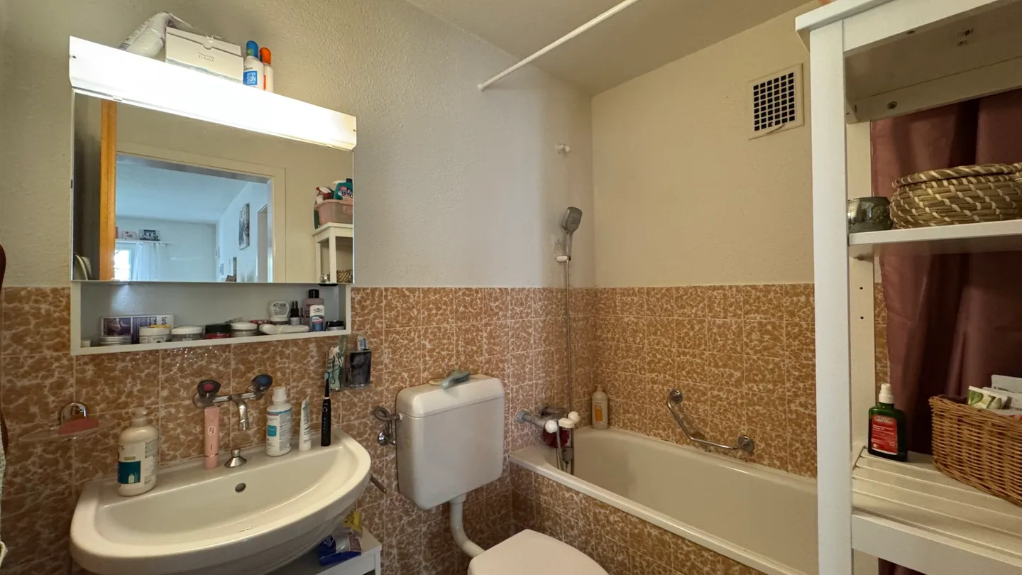 Spacious, light-flooded 2.5-room apartment - Photo 6 of 7