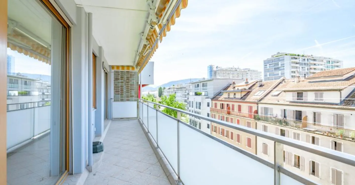 Spacious 6.5-room apartment / Right Bank - Photo 1 of 10