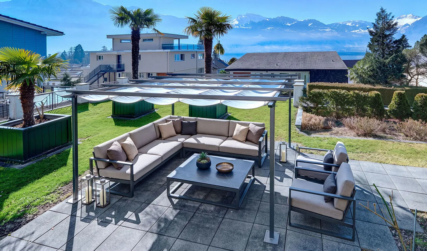 A Home with a View and Room for Ideas - Photo 1 of 9