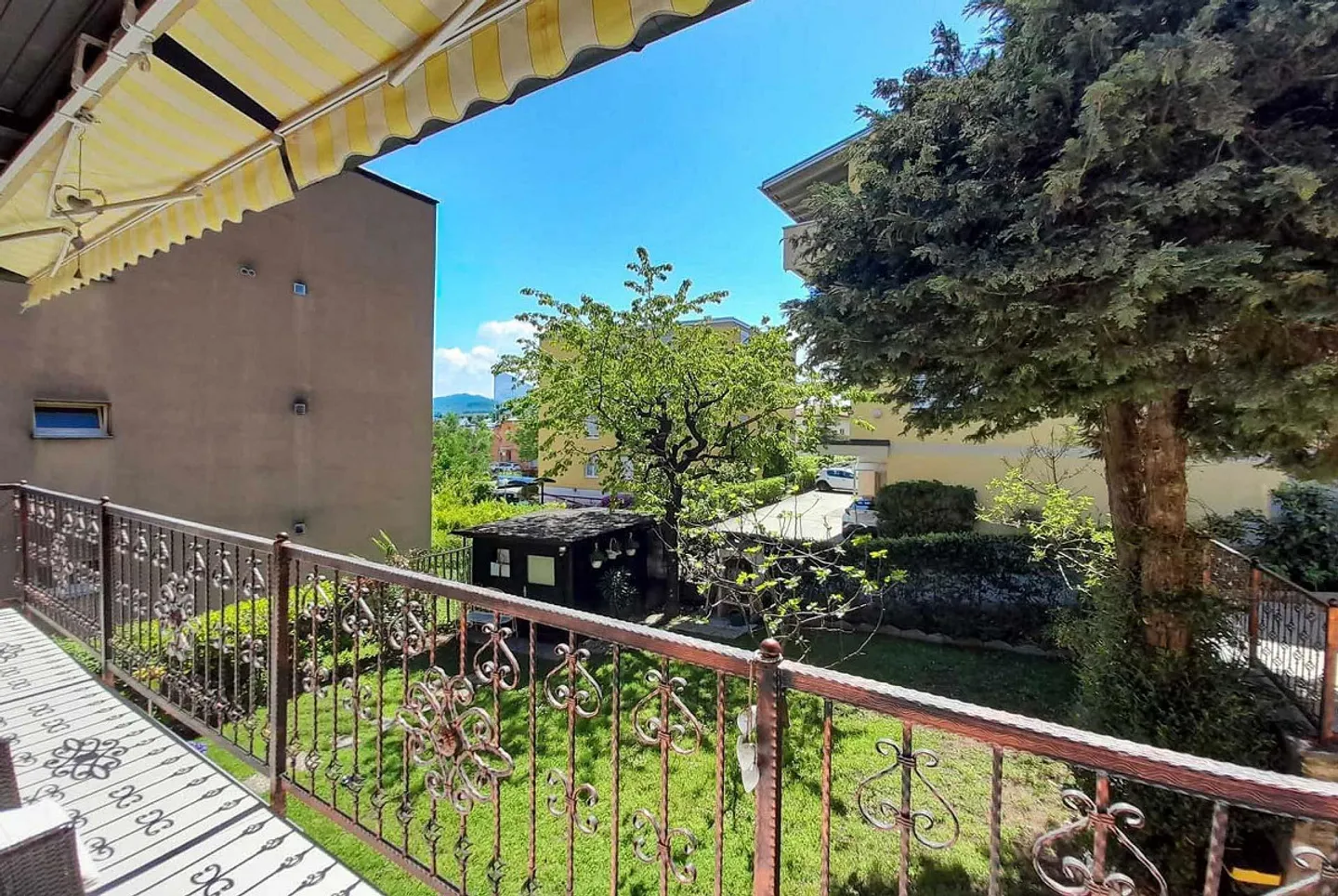 Casa bifamiliare con giardino a Canobbio - Foto 10 di 13