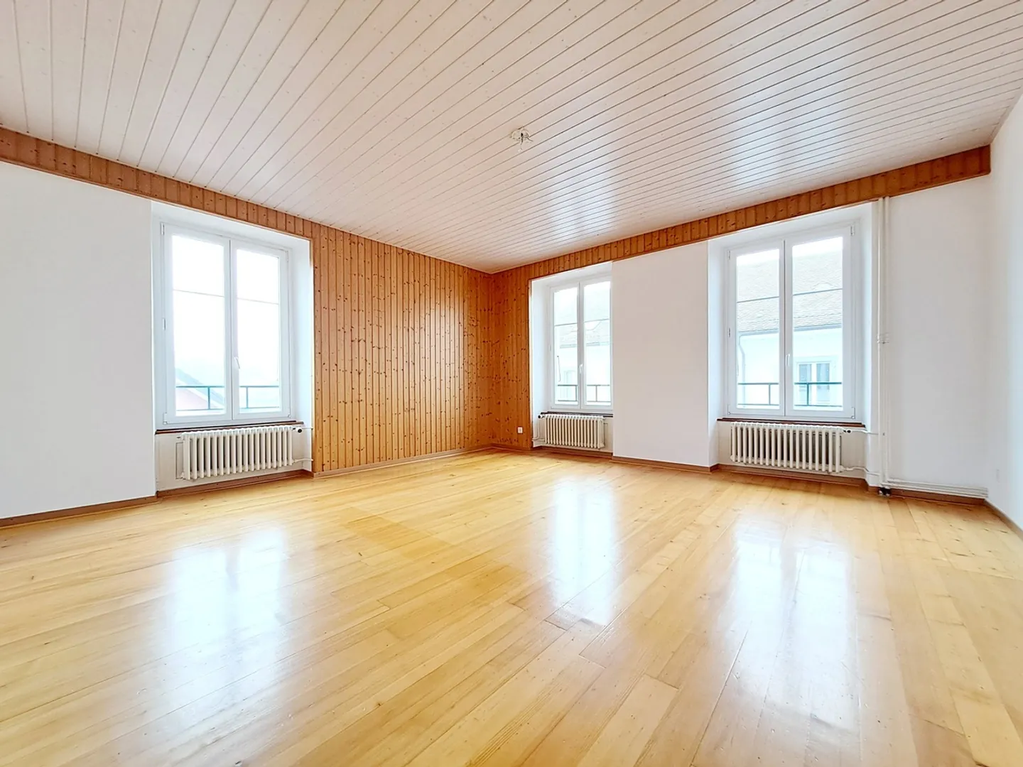 JURA 12, 3,5-Zimmer-Wohnung in Wohngegend - Foto 1 von 9