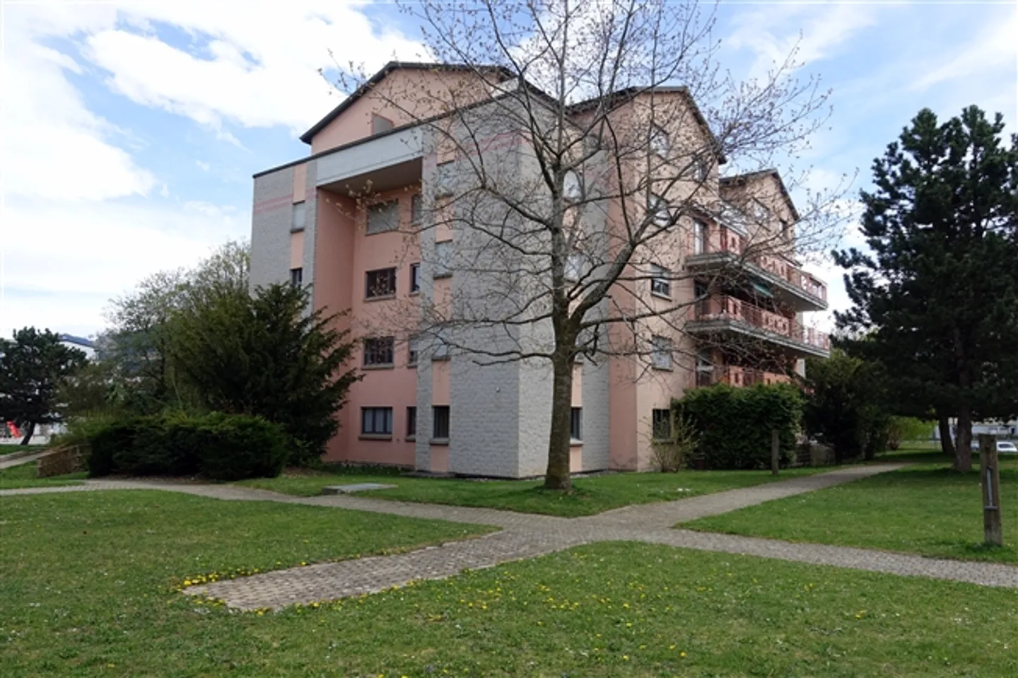 Außenparkplatz Nr. 6 - Foto 2 von 2