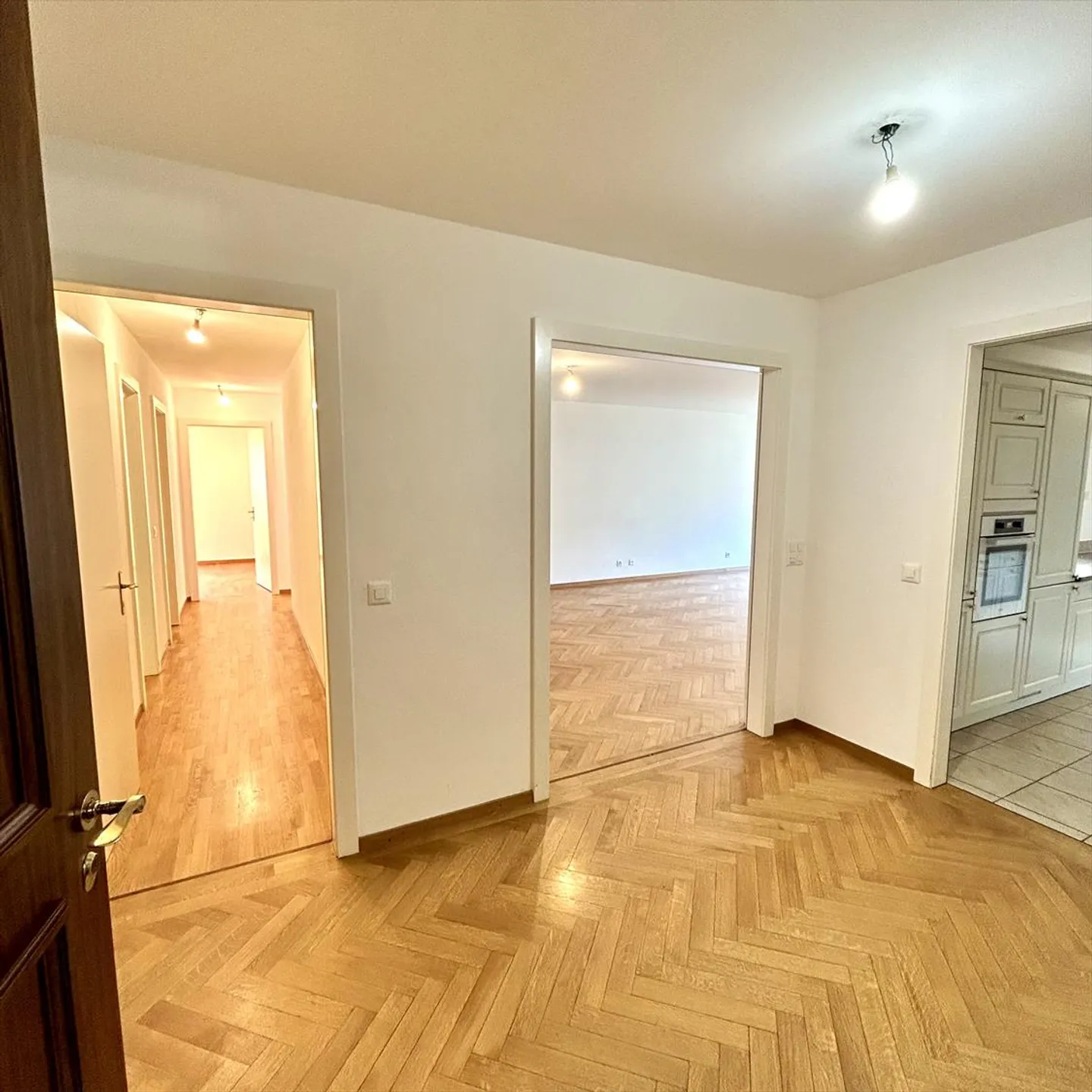 Appartamento, 4.5 stanze - Foto 2 di 13
