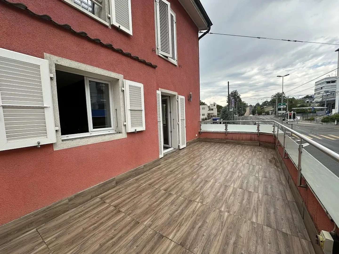 Charmante Wohnung in Montreux - Foto 3 von 12