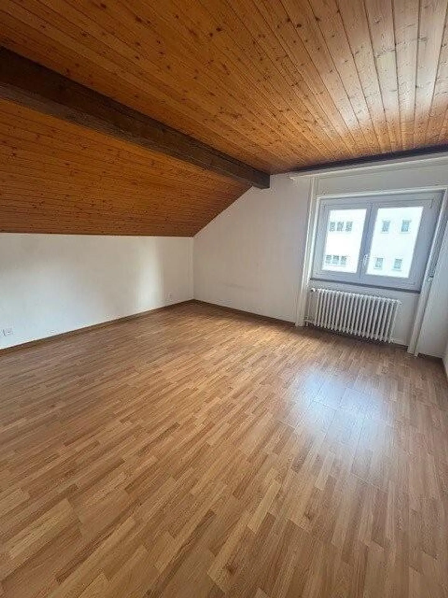 Zu ergreifen! Wunderschöne Wohnung im Zentrum von Fribourg! - Foto 4 von 4