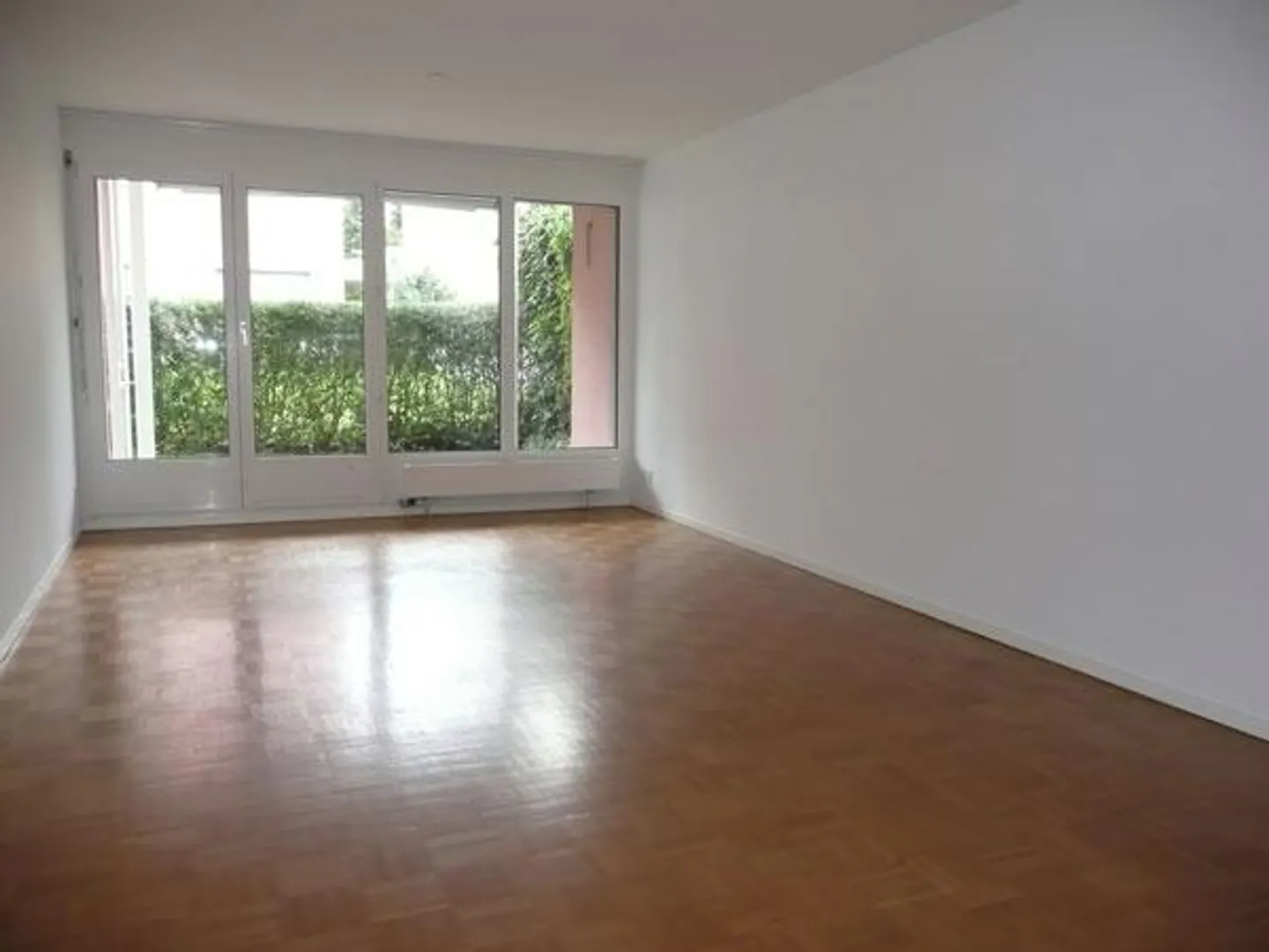The perfect apartment in a quiet location! - Photo 2 of 5