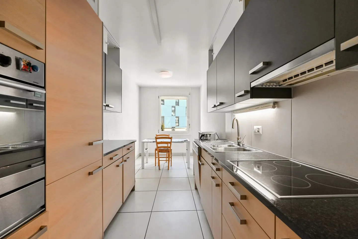 Appartement spacieux avec balcon - Photo 1 sur 8