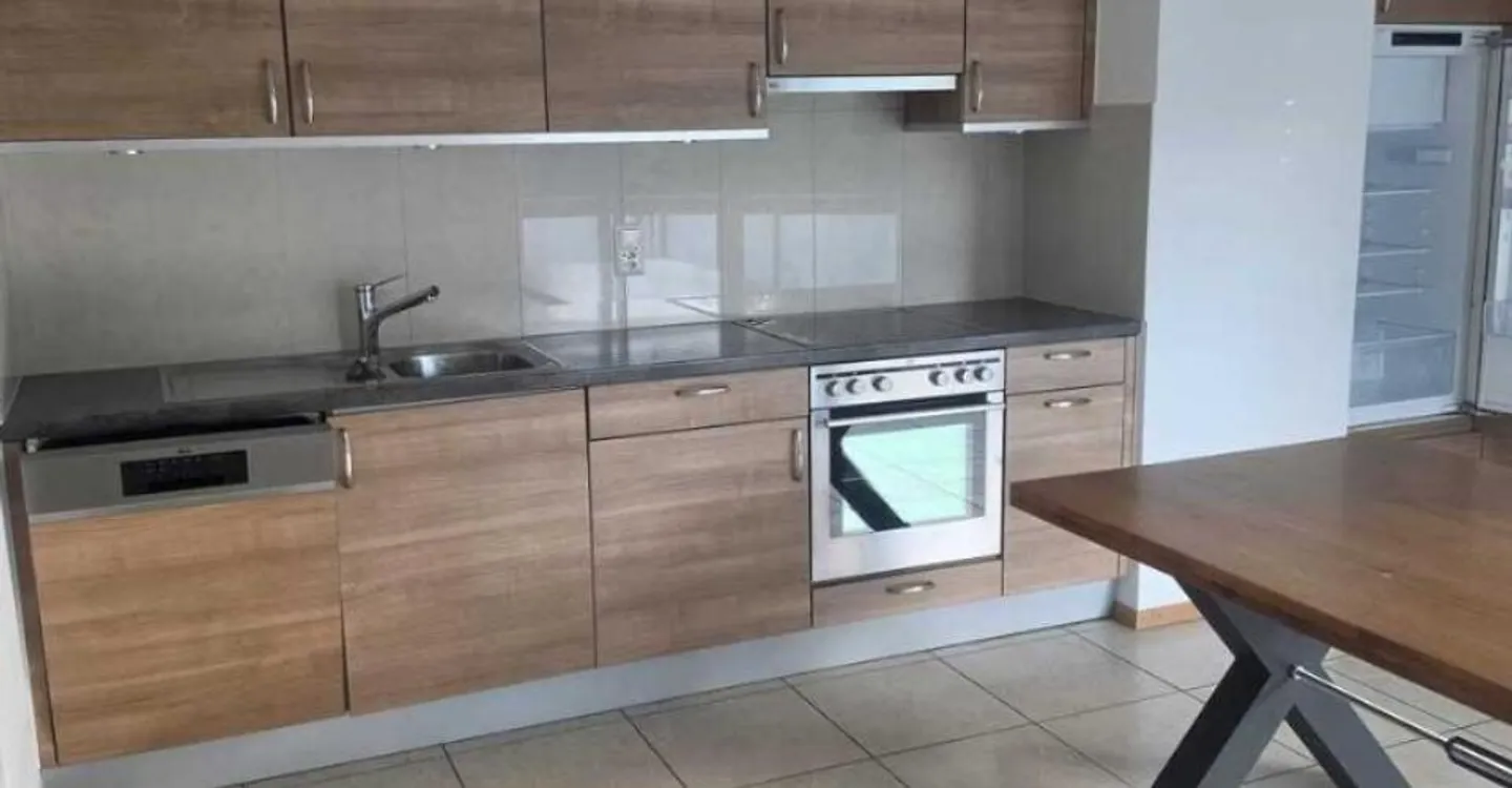 4.5 Zimmerwohnung im 1. Stock - Foto 1 von 9