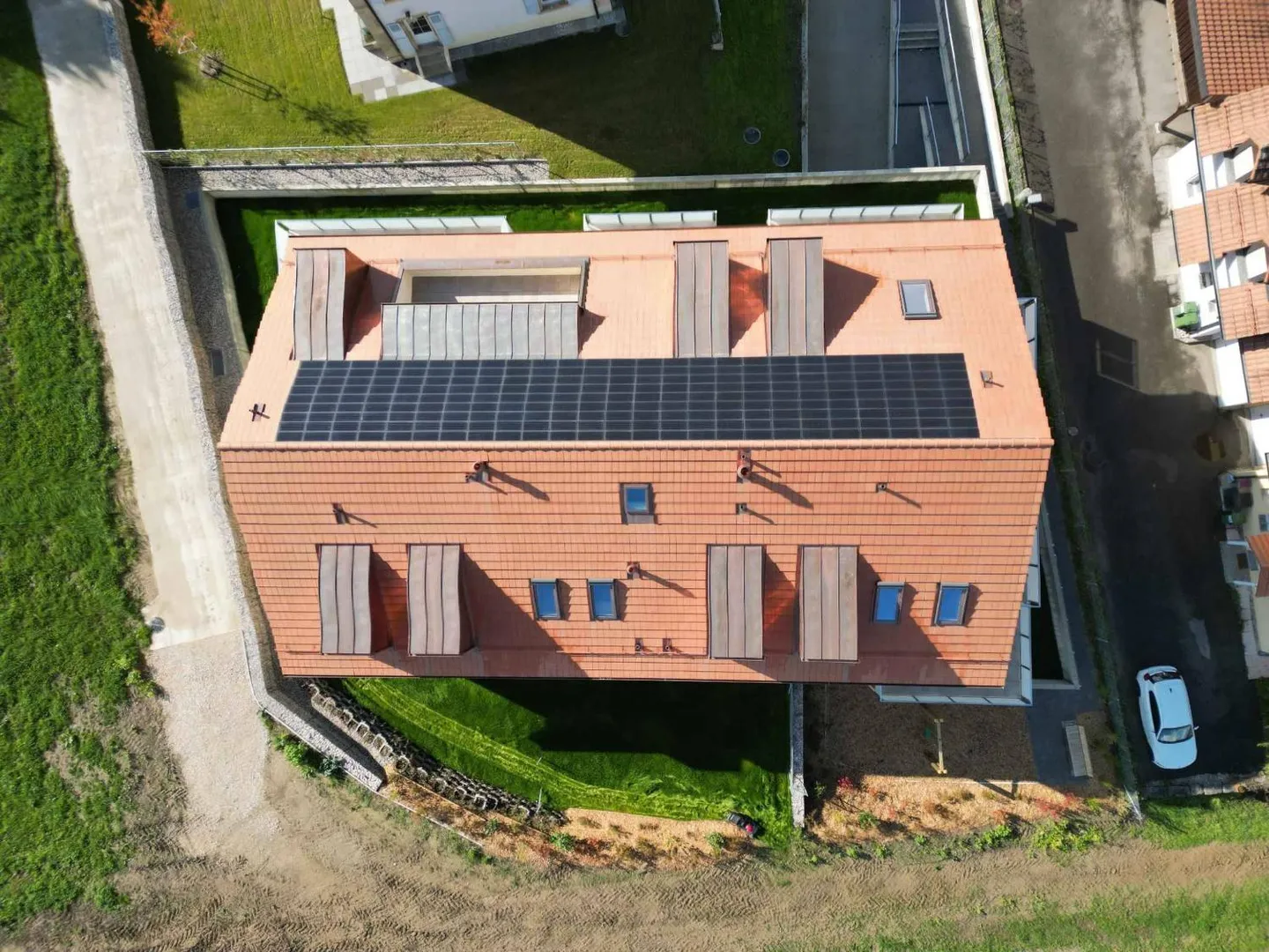 Appartamento di 4.5 locali all'ultimo piano con vista libera - Foto 3 di 12