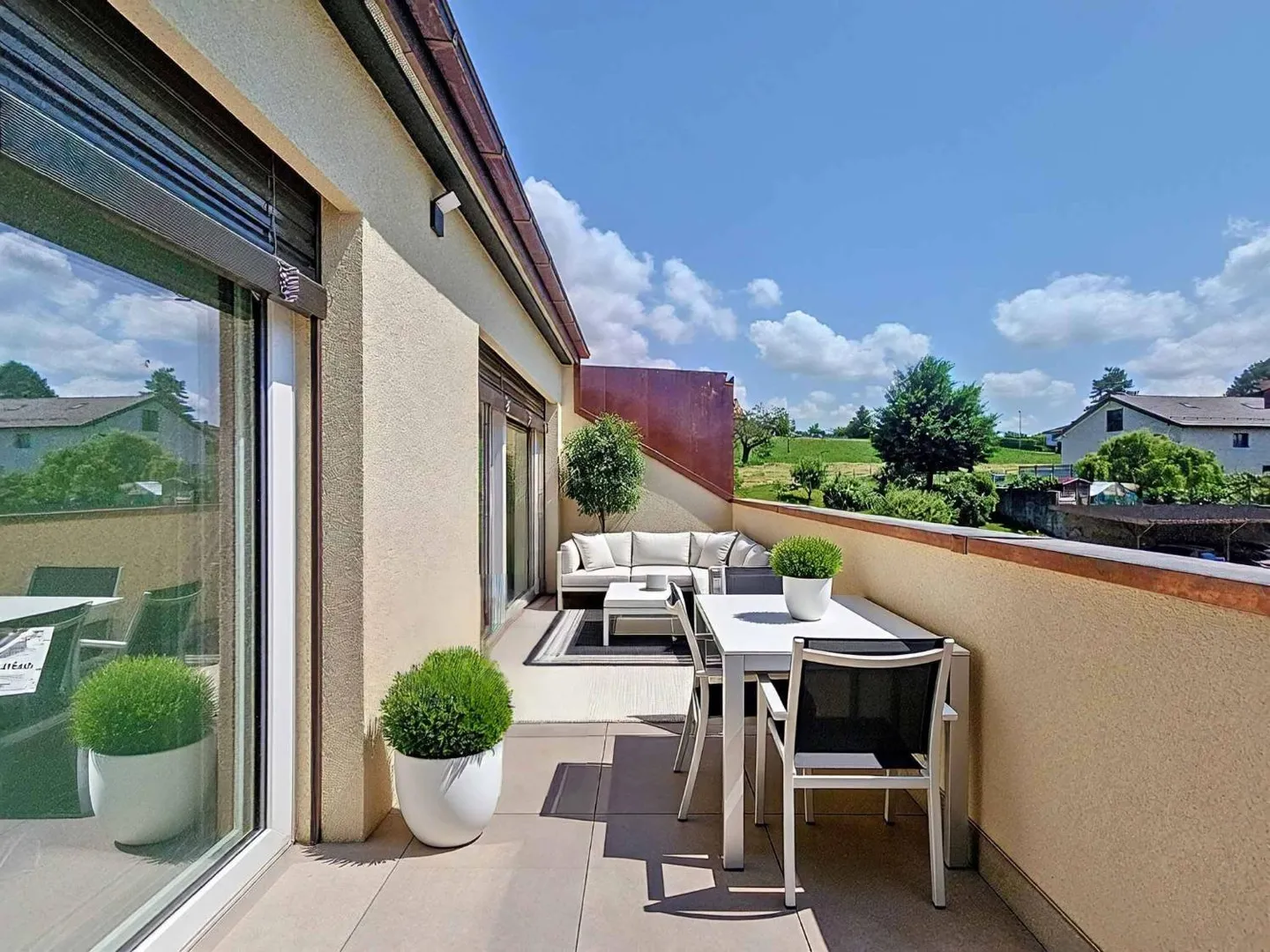 Appartamento di 4.5 locali all'ultimo piano con vista libera - Foto 10 di 12