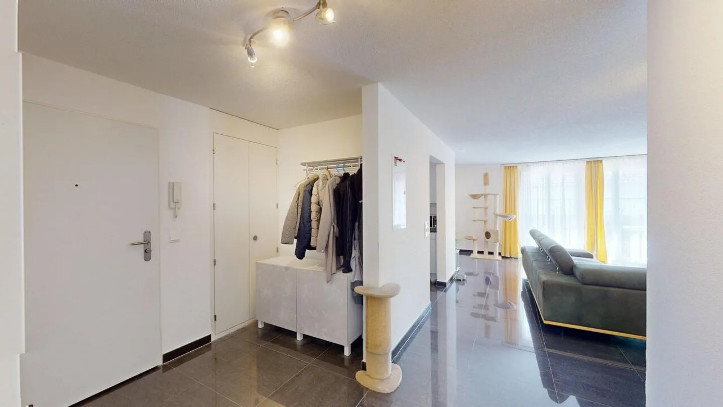 Appartement familial avec beaucoup de lumière naturelle et un balcon ensoleillé - Photo 5 sur 14