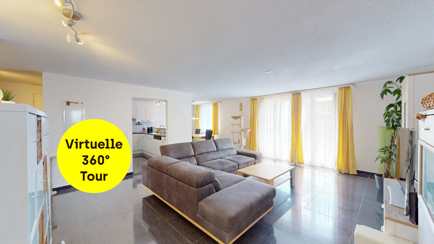 Appartement familial avec beaucoup de lumière naturelle et un balcon ensoleillé - Photo 1 sur 14