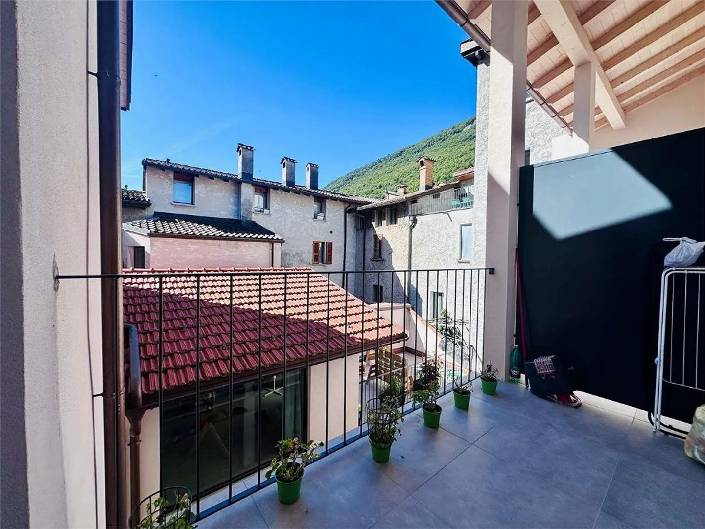 Riva S. Vitale ...two steps from the lake, modern 3.5-room duplex for sale - Photo 8 of 13