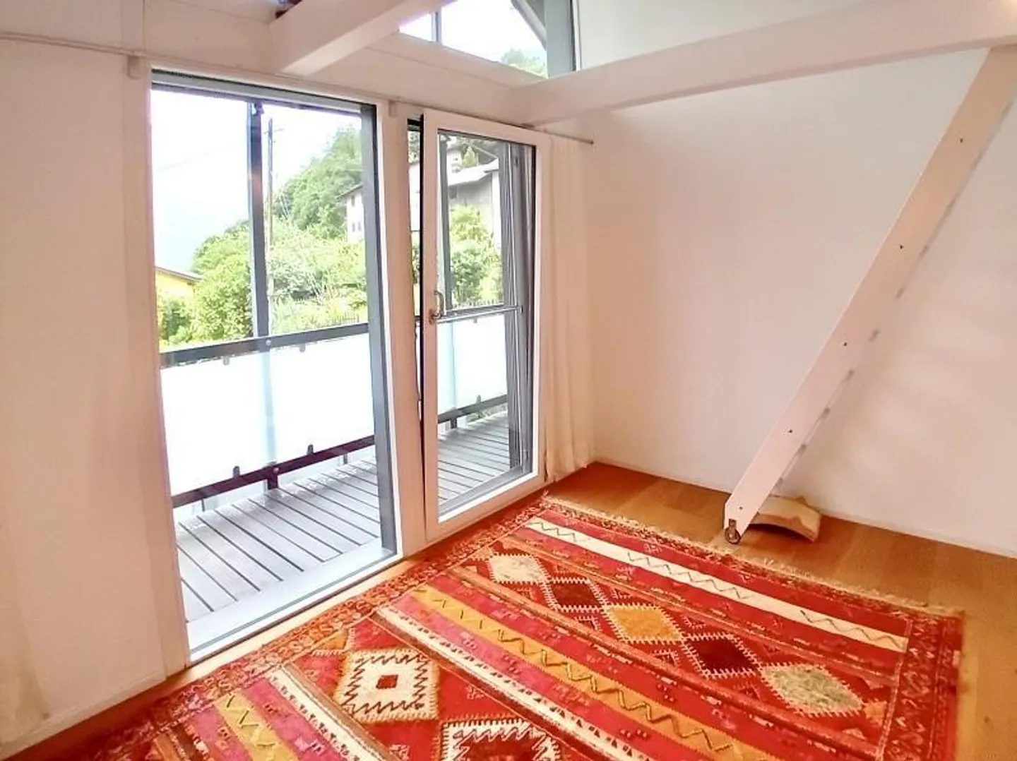 5 1/2-Zimmer-Villa an sehr ruhiger, sonniger Aussichtslage / villa ... - Foto 12 di 30