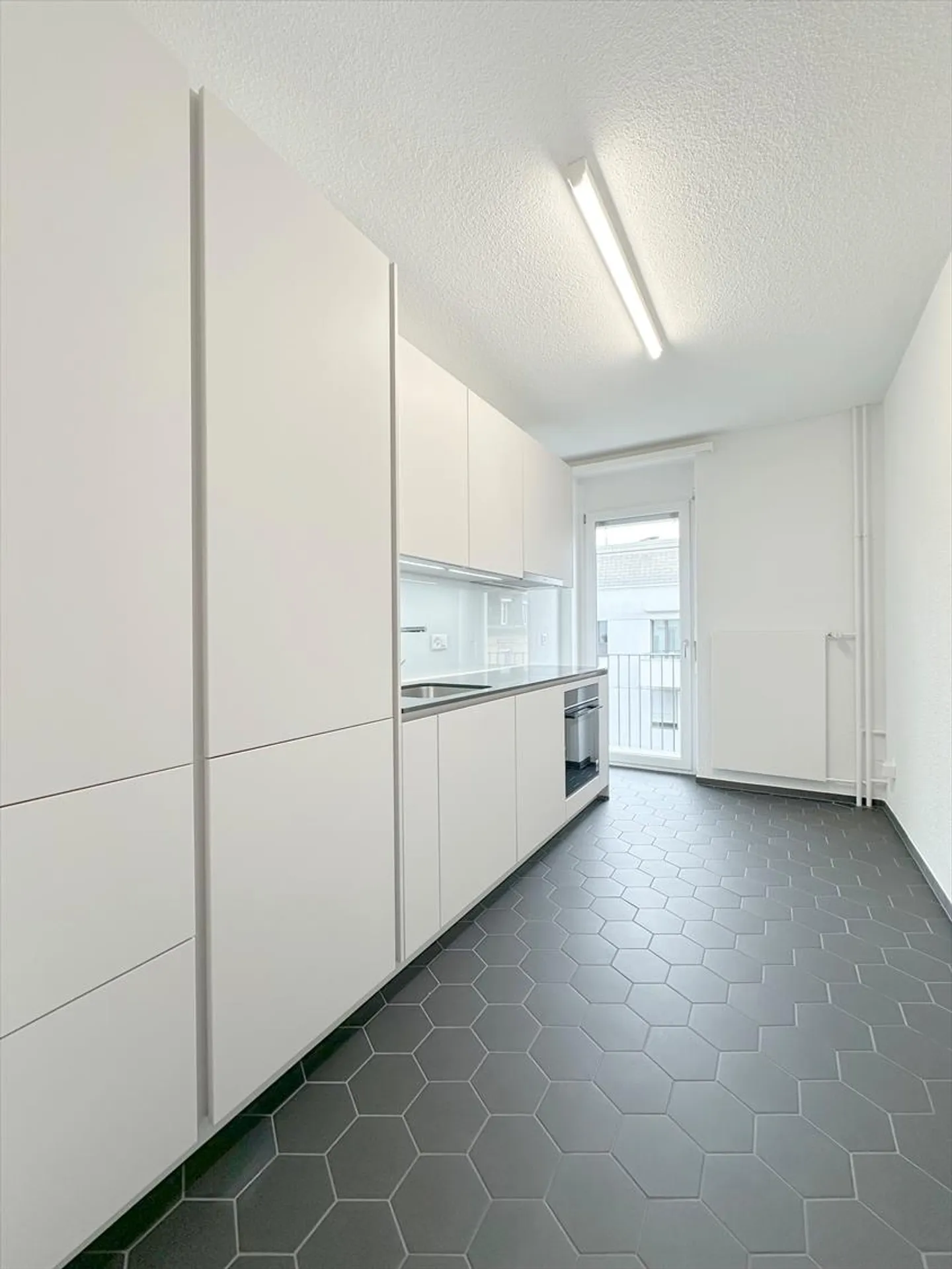 Recentemente ristrutturato - Moderno - Centrale - La tua nuova casa - Foto 8 di 11