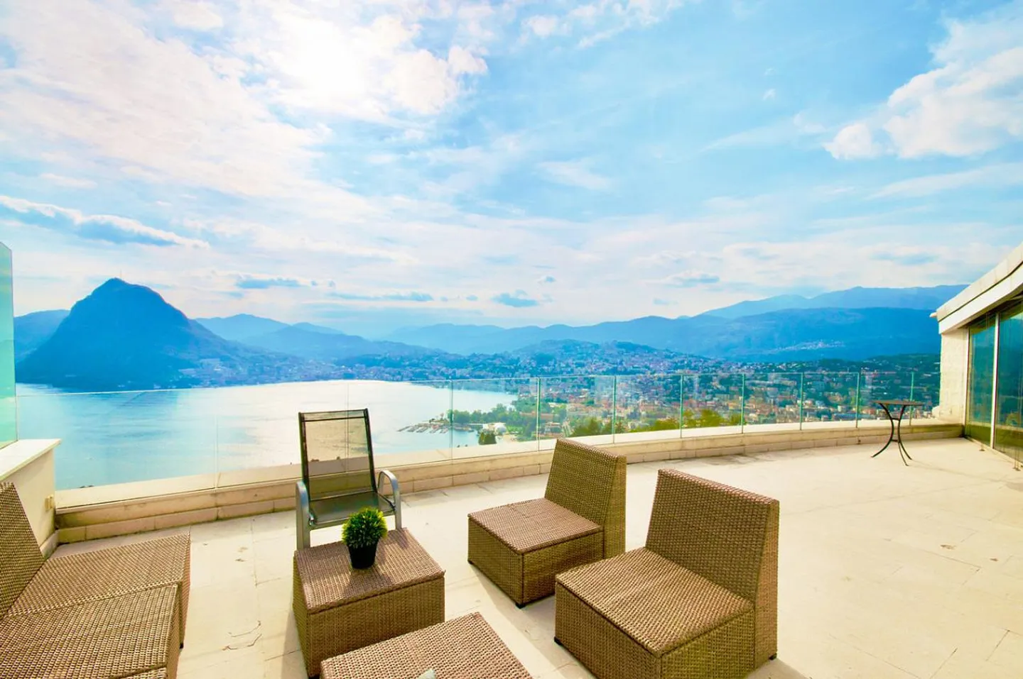 Modern Luxury Duplex Penthouse with Breathtaking View of Lake Lugano - Photo 1 of 18