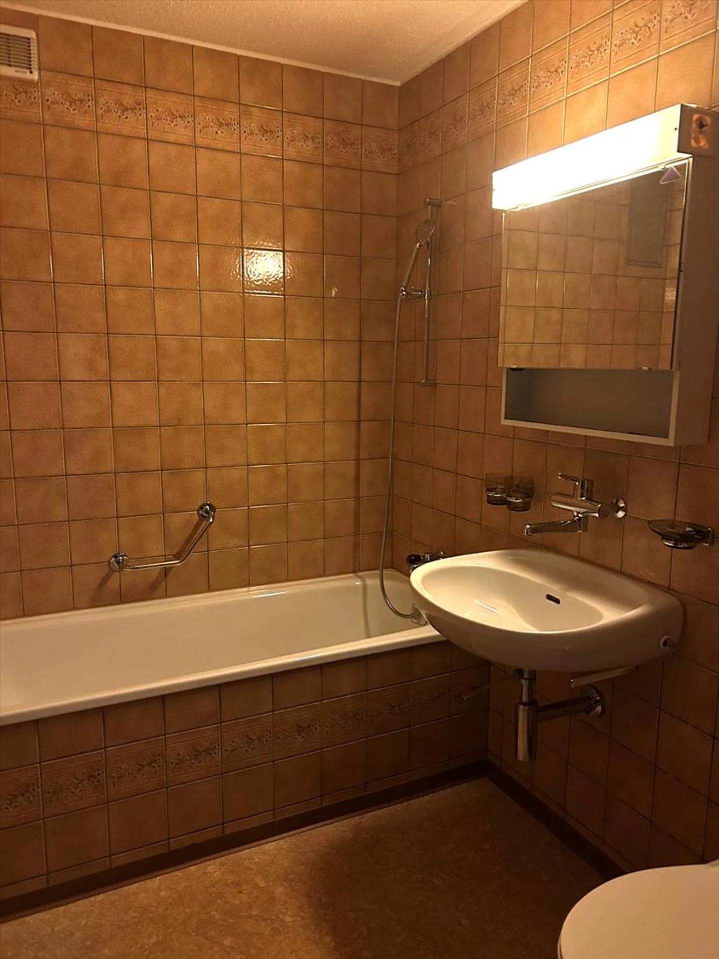 Appartamento 2.5 stanze / Primo appartamento - Foto 6 di 6