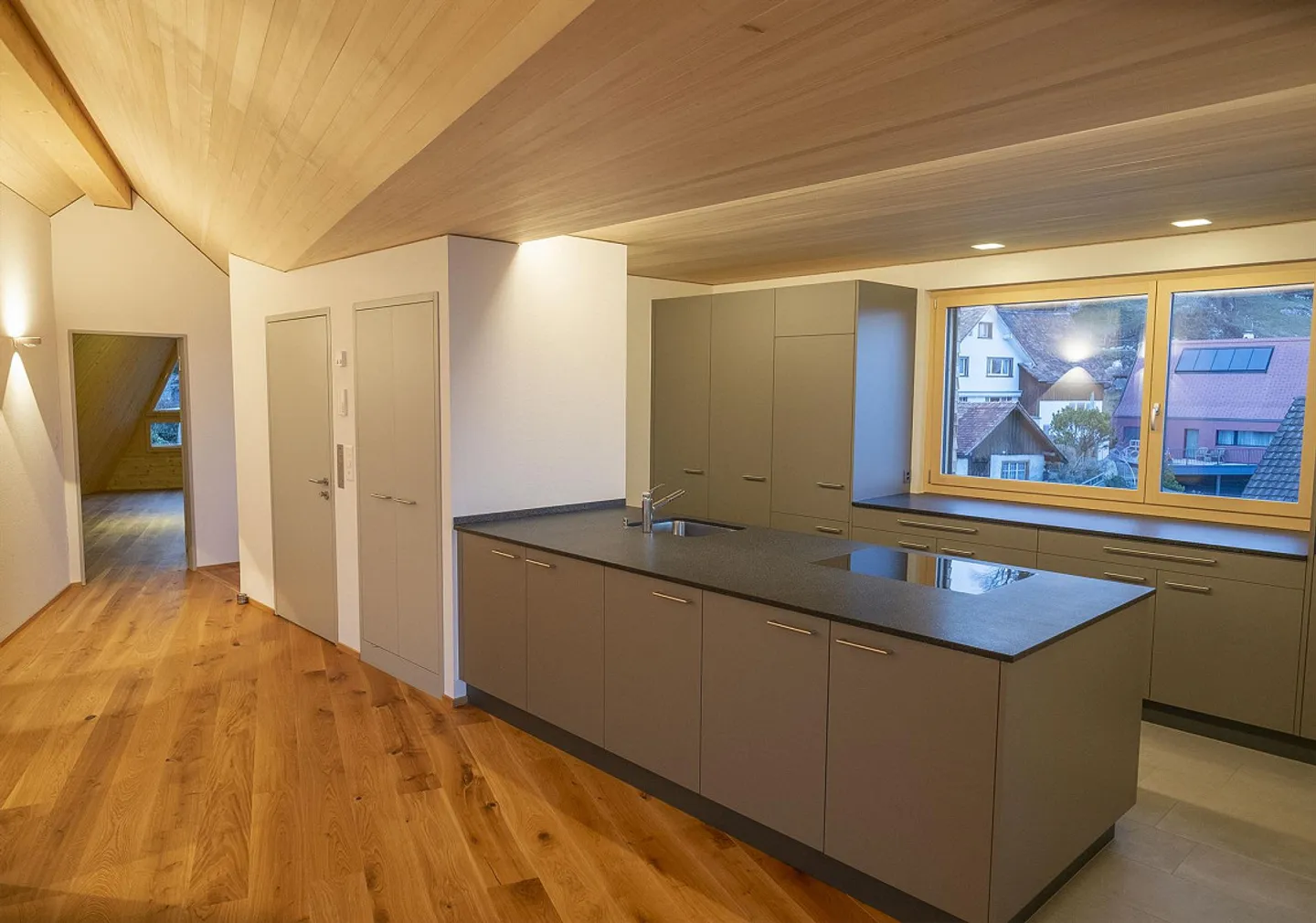 Appartamento mansardato di 3,5 stanze - Foto 3 di 8