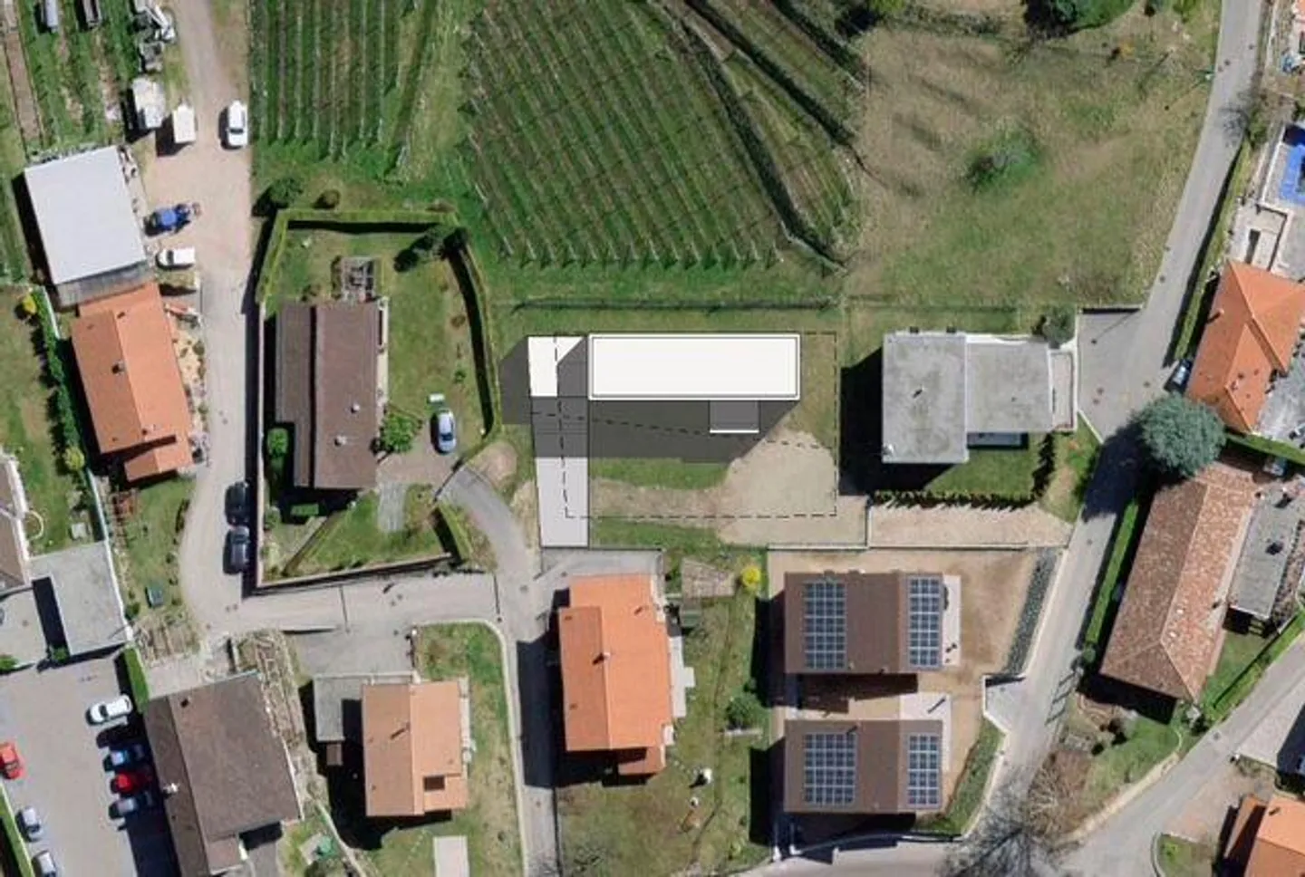 Buildable, flat plot in the green with approved project - Photo 8 of 12