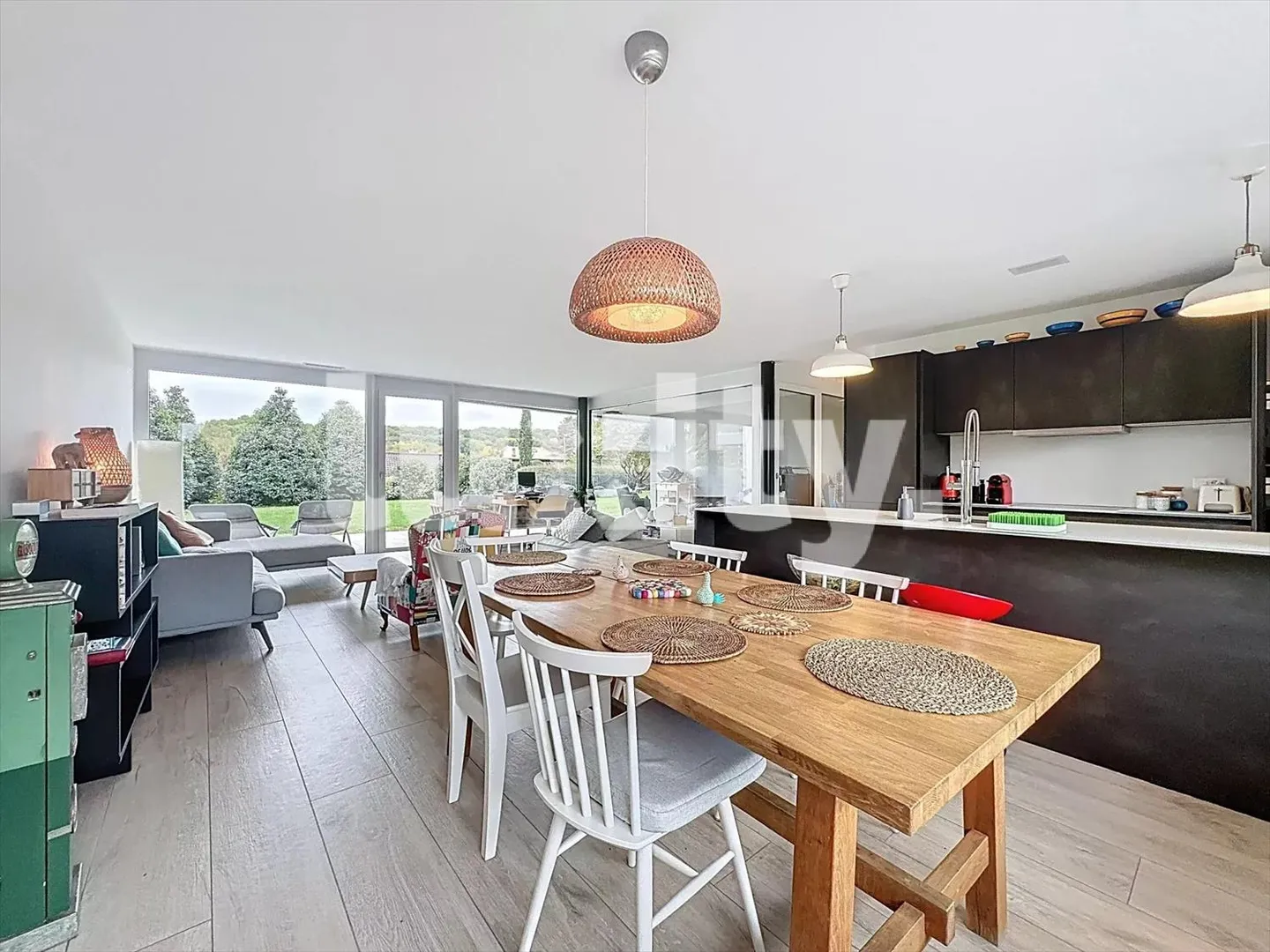 Moderne Erdgeschosswohnung mit großem privatem Garten - Foto 4 von 4